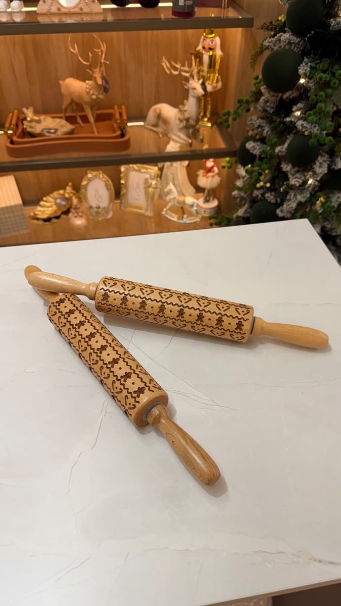 Rolo de Madeira Natalino para Massas e Biscoitos – 38 cm — imagem 2