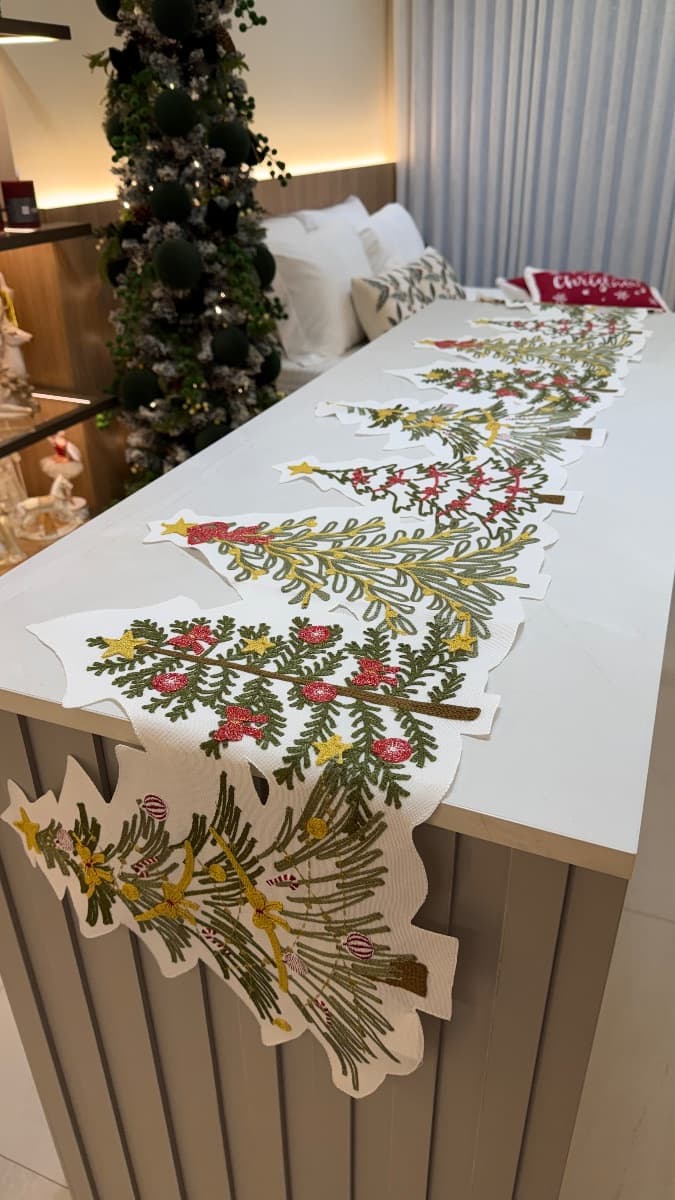 Caminho de Mesa Natalino - Árvore de Natal — imagem 3