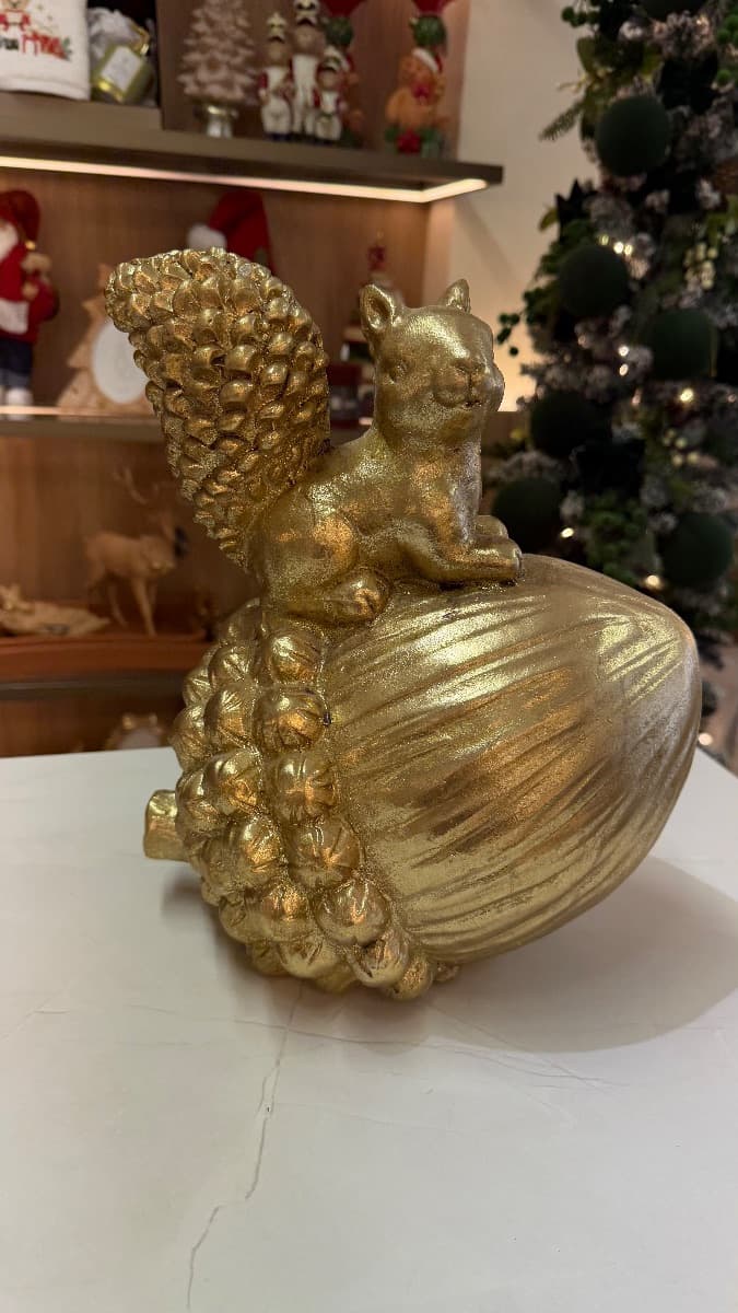 Esquilos Decorativos Dourados — imagem 2