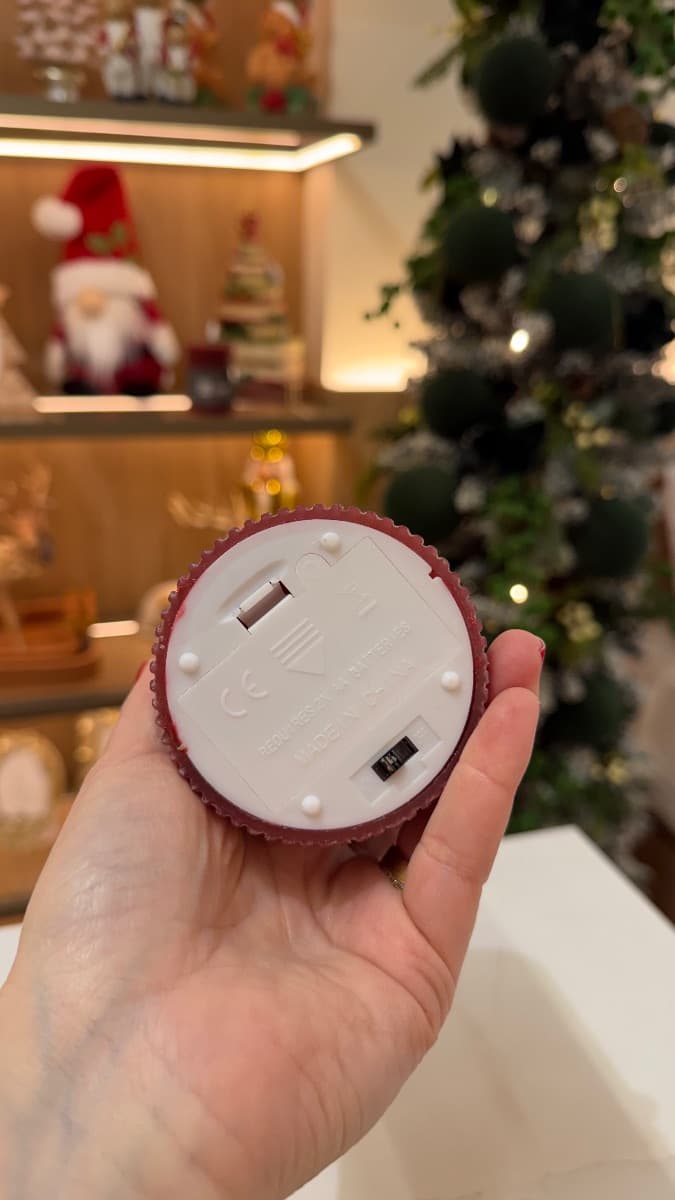 Vela Decorativa LED com Efeito Chama – Vermelha — imagem 2