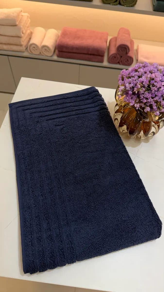 Toalha de Piso Trussardi Linee - Cor Marino