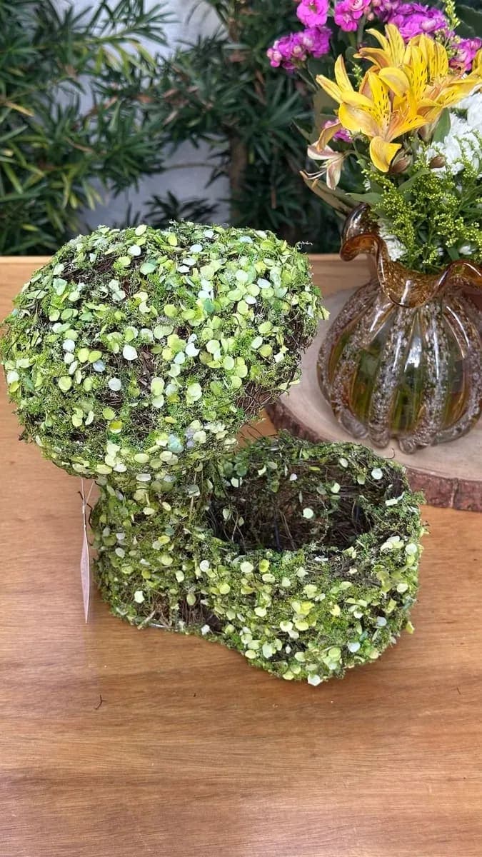 Enfeite Decorativo Rústico - Cesta com Cogumelo e Folhas Verdes - 26cm