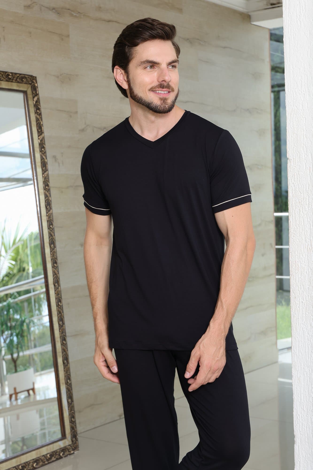 Pijama masculino longo gola V - PRETO C/BEGE — imagem 1