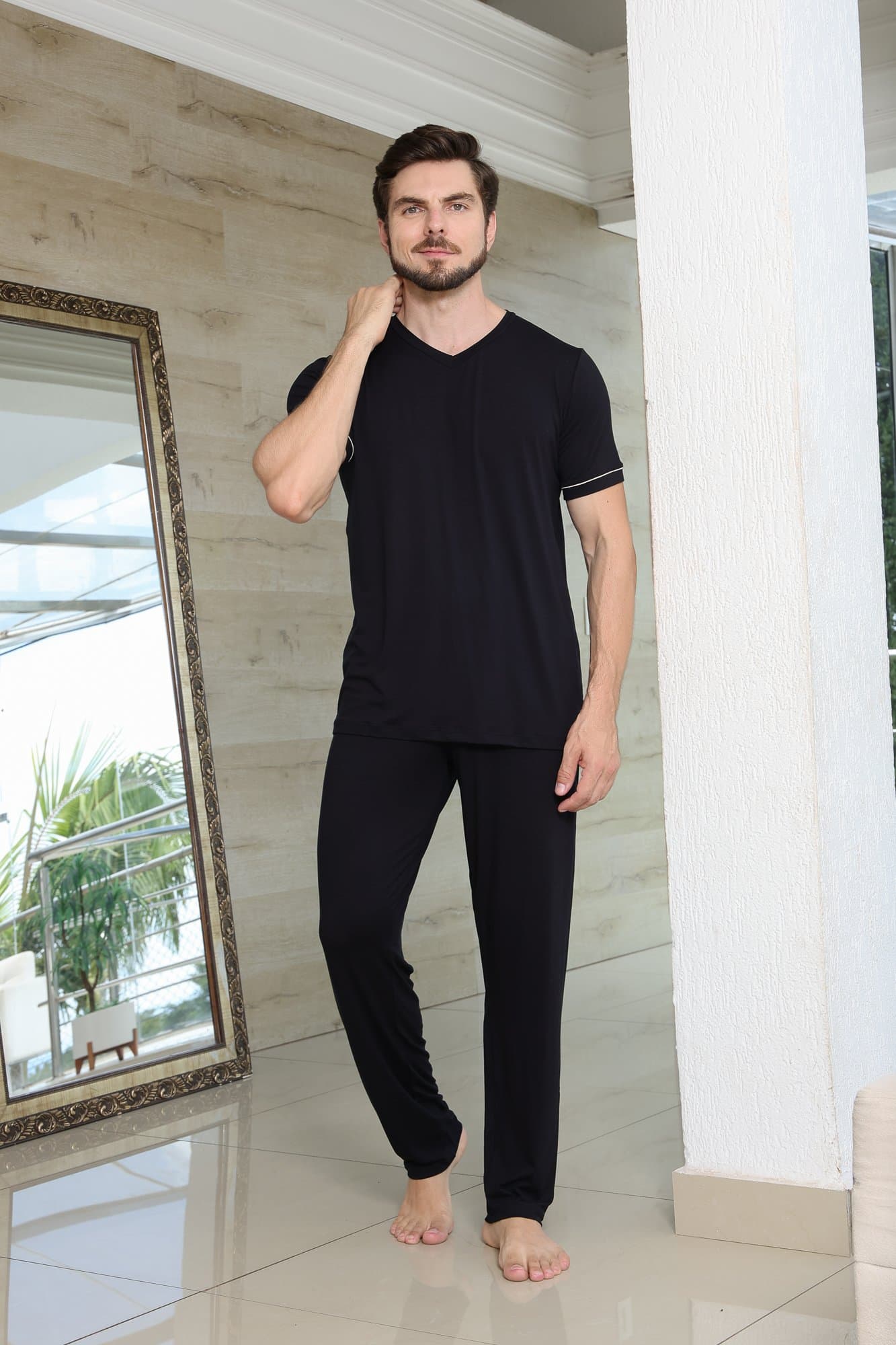 Pijama masculino longo gola V - PRETO C/BEGE