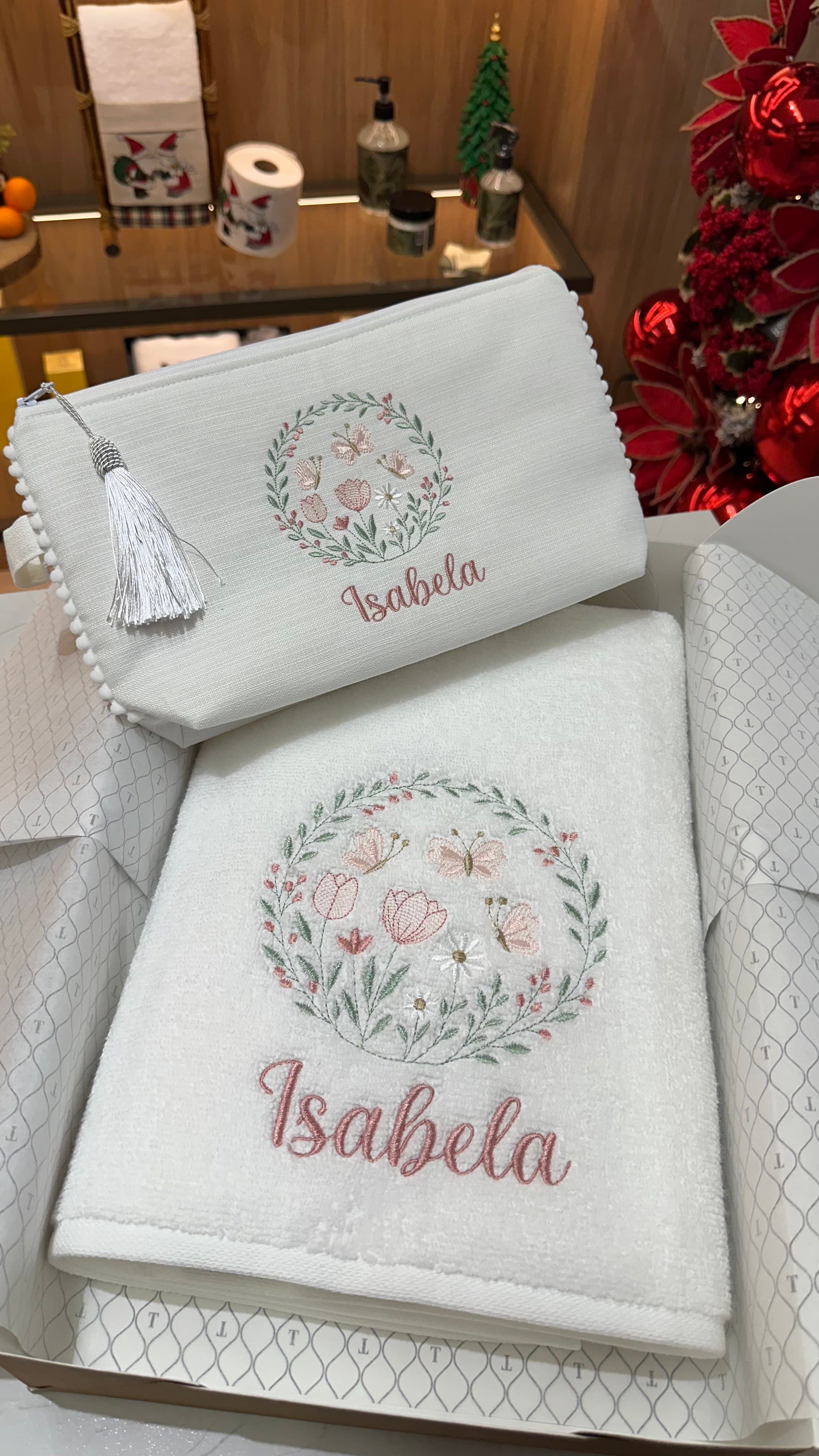 Kit Toalha Banho e Necessaire - 2 pçs